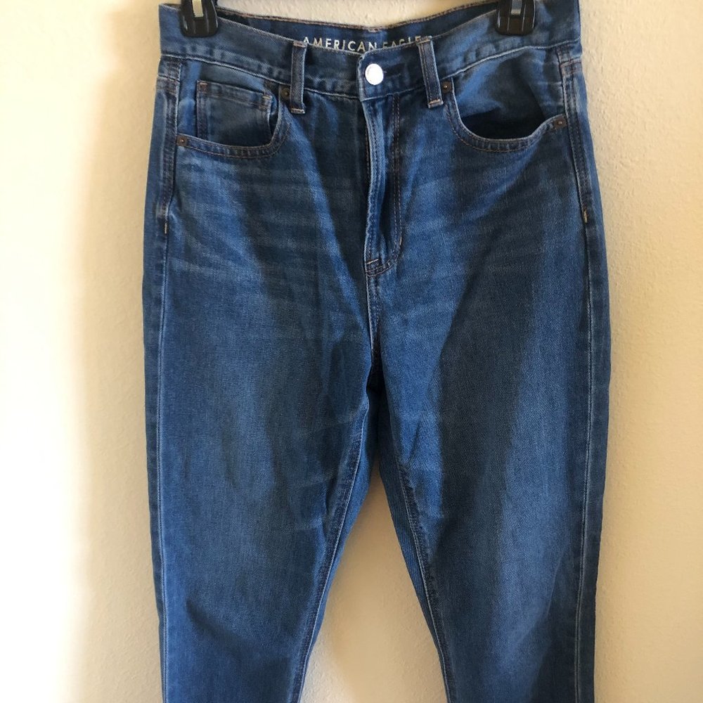 American Eagle Mom Jeans